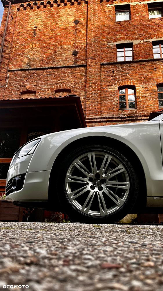 Audi A8 3.0 TDI DPF clean diesel quattro tiptronic Lang - 11