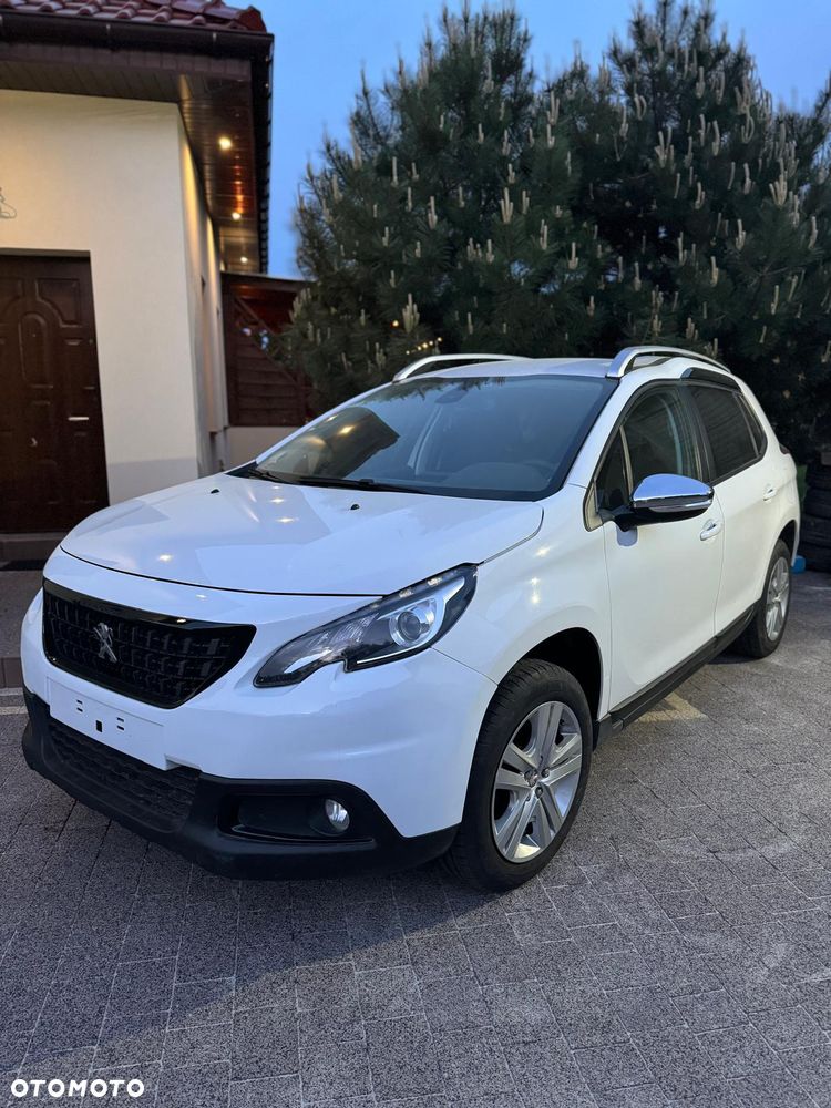 Peugeot 2008 PureTech 82 Allure - 1