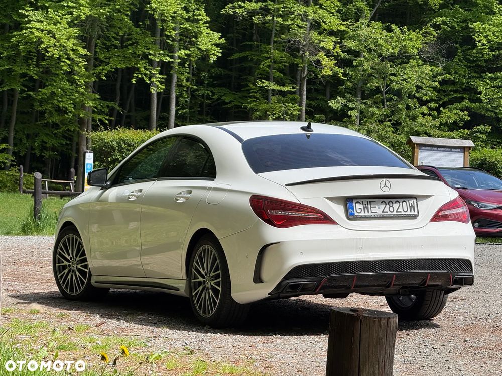 Mercedes-Benz CLA 250 4Matic 7G-DCT Peak Edition - 3