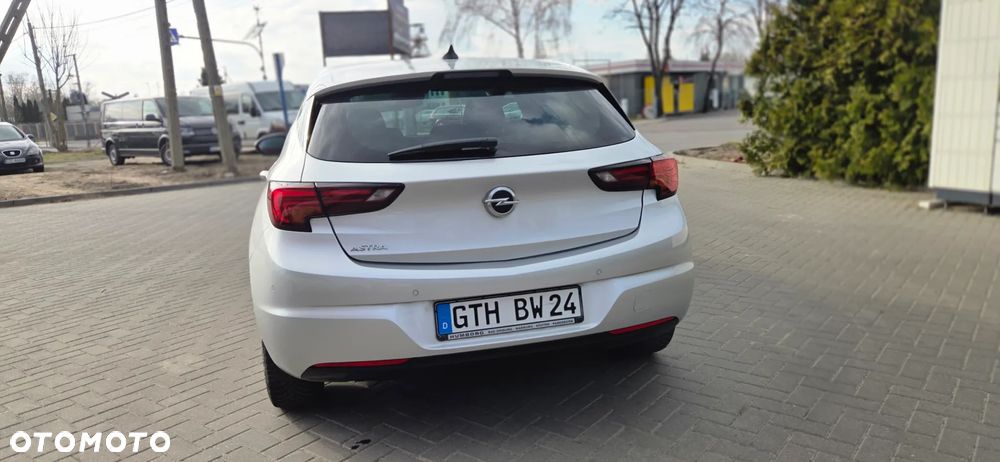 Opel Astra 1.4 Turbo Start/Stop Innovation - 11