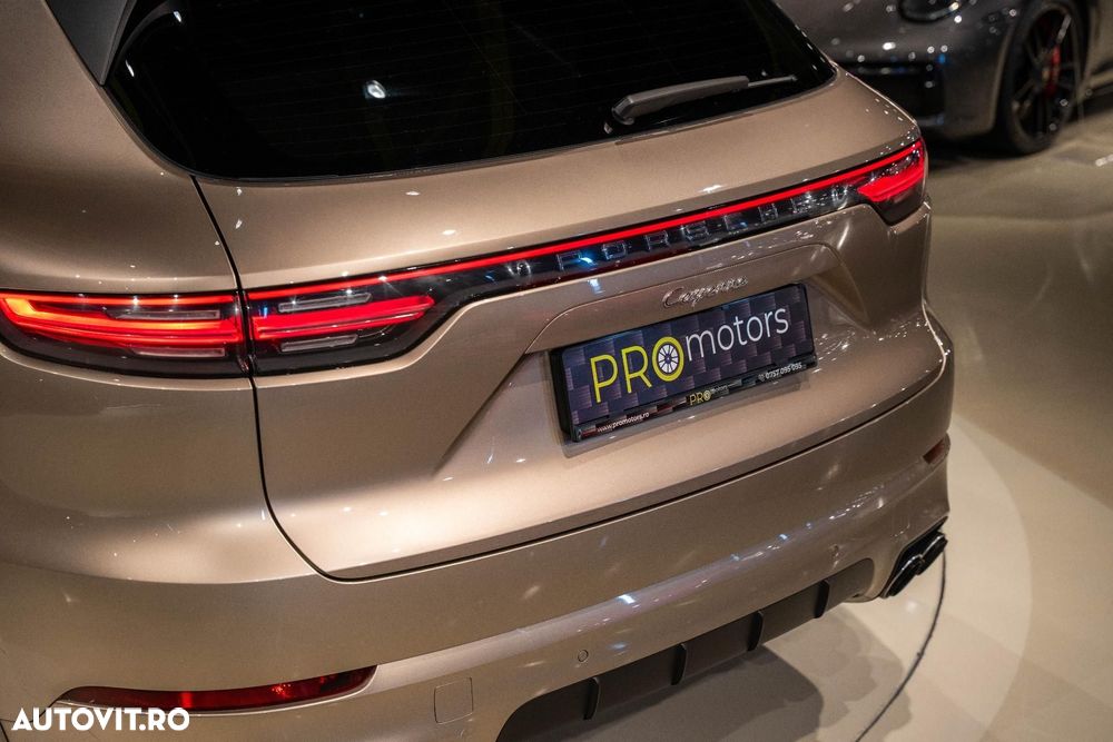 Porsche Cayenne Standard - 13