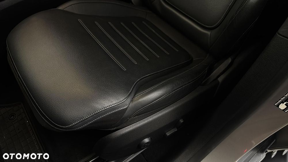 Mercedes-Benz GLC 200 4Matic 9G-TRONIC Edition AMG Line - 13