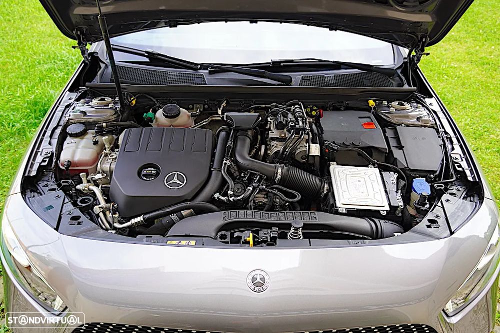 Mercedes-Benz A 250 e AMG Line - 17