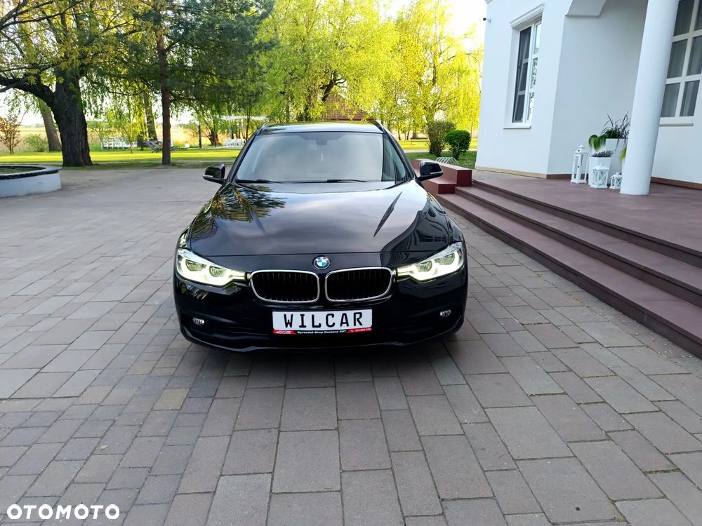 BMW Seria 3 318d DPF Edition Lifestyle - 14