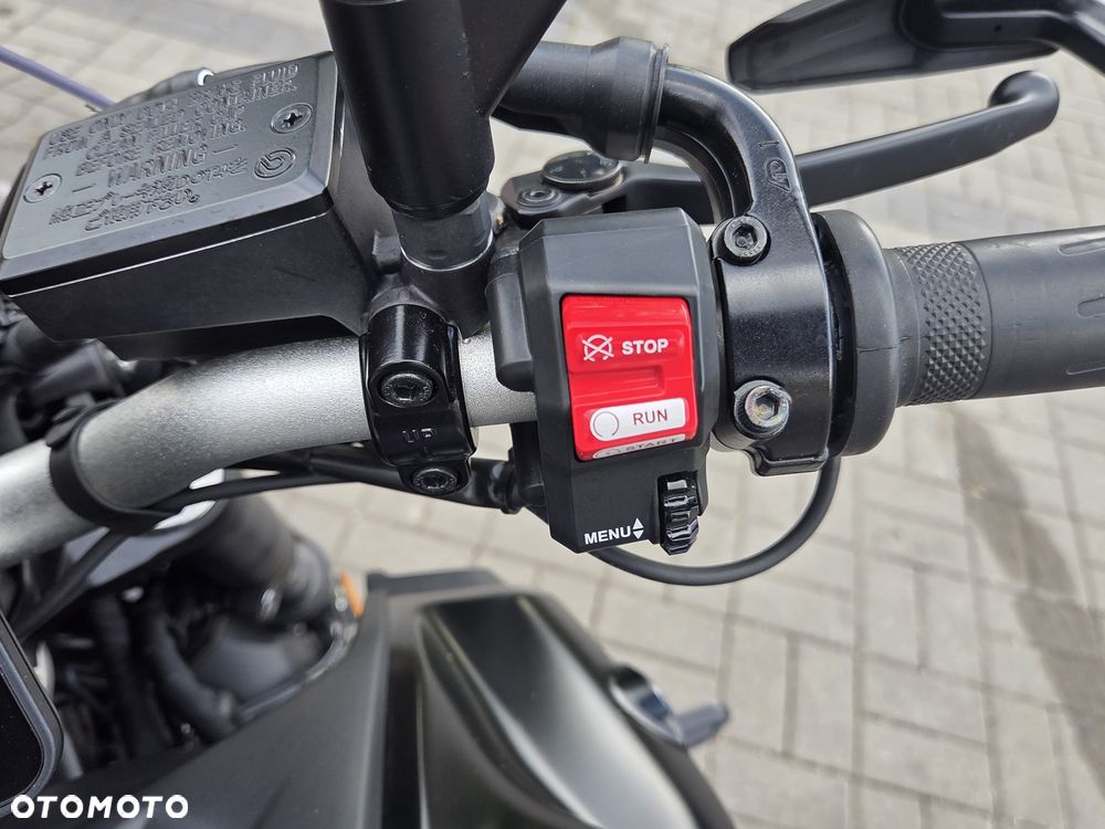 Yamaha MT - 36