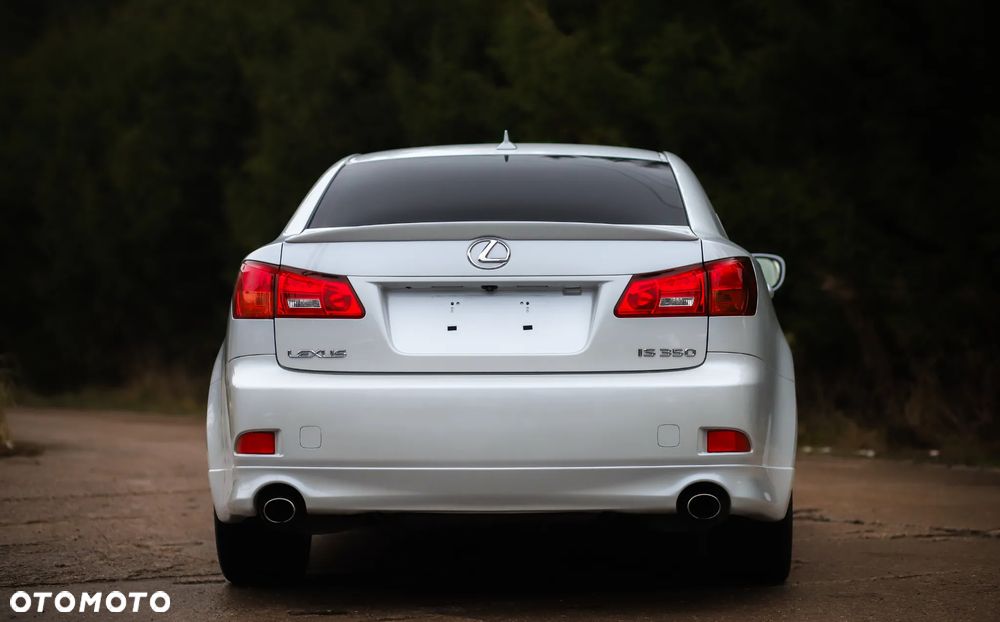 Lexus IS - 23