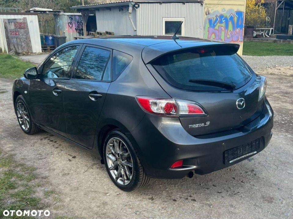 Mazda 3 1.6 CD Exclusive + - 4