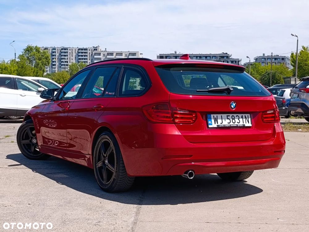 BMW Seria 3 320d - 26