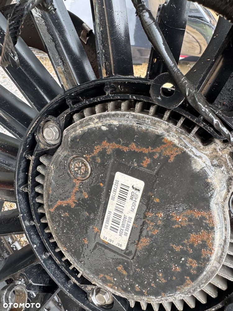 Jaguar xf PEL leg ha Czarny czarne   Do Czarnego Drzwi prawe lewe przednie tylne tył szyba -350sztuka   Klapa bagażnika klapa tylnia tył 400zl   Błotnik prawy lewe 350 sztuka   Lampa prawa lewa  -300zl   Komplet chłodnic wentylator -450     Wszystkie części Jaguar xf szybka wysyłka - 17