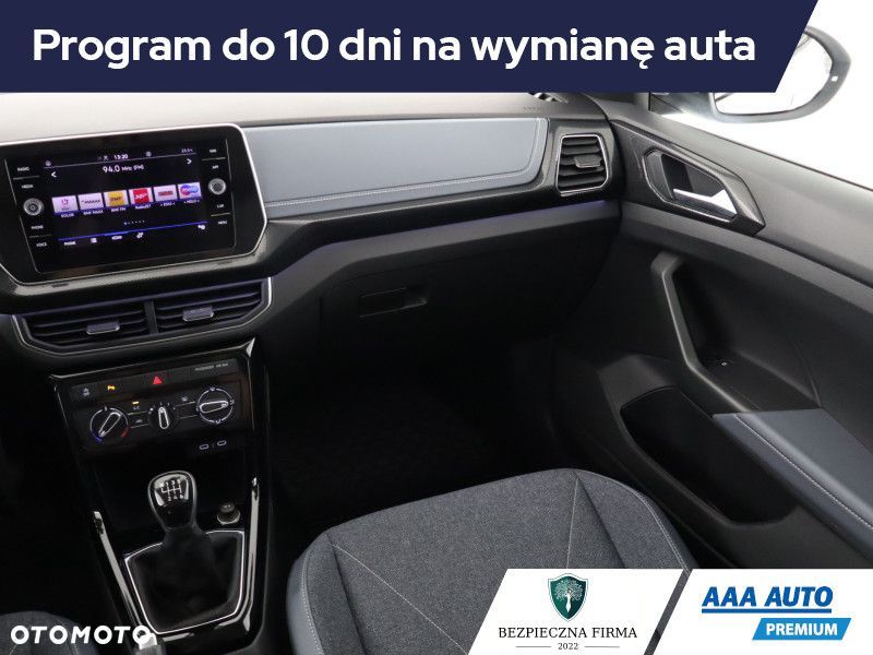 Volkswagen T-Cross - 10