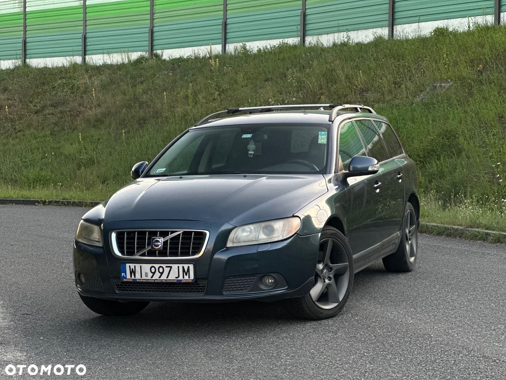 Volvo V70 - 1