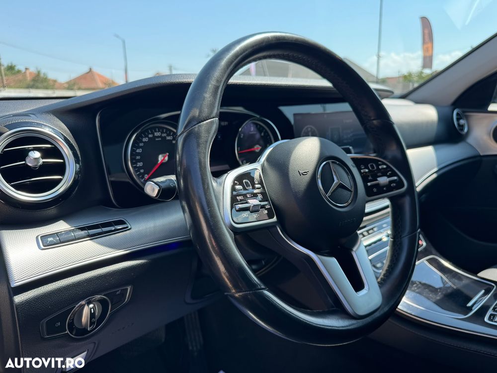 Mercedes-Benz E - 14