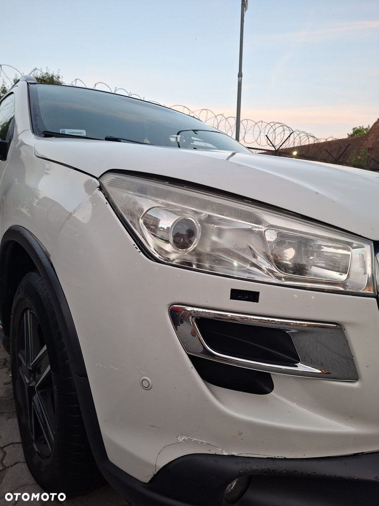 Peugeot 4008 - 5