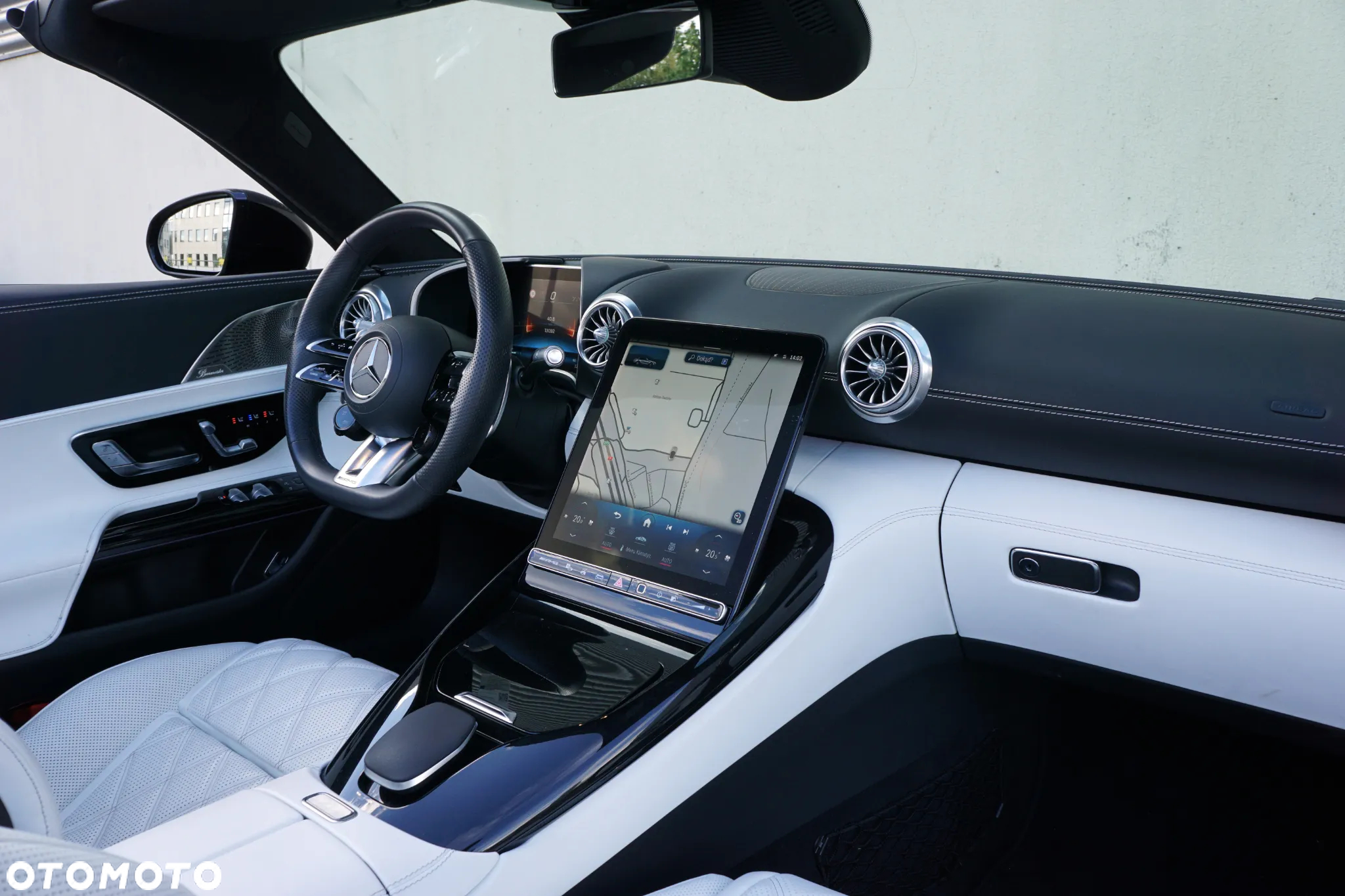Mercedes-Benz SL AMG 63 4-Matic+ - 21