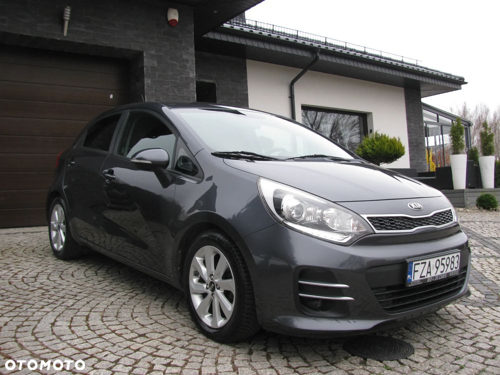 Kia Rio 1.2 Dream Team Edition - 1