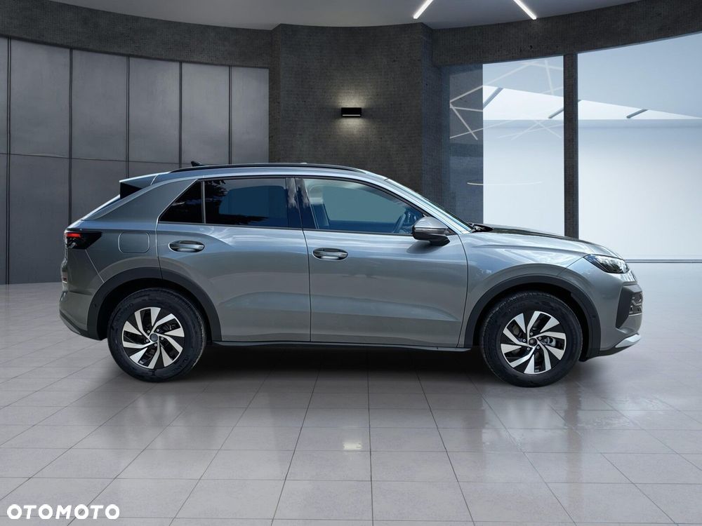 Volkswagen T-Roc - 4
