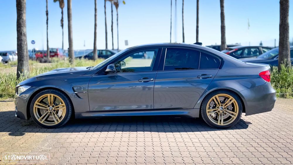 BMW M3 Auto - 2