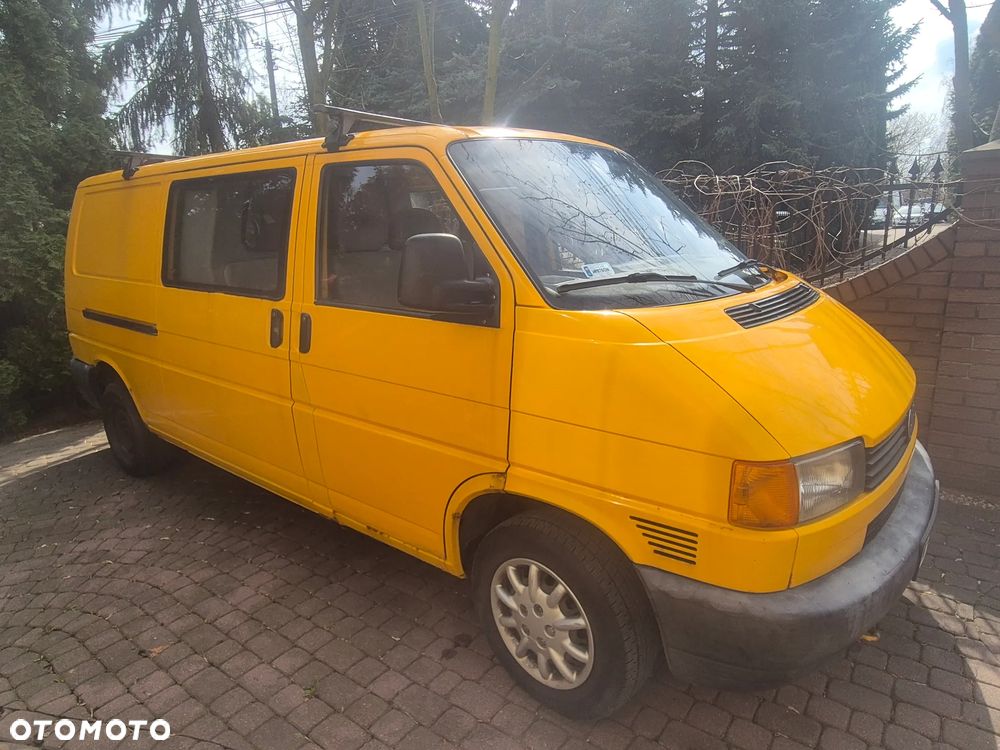 Volkswagen Transporter - 1