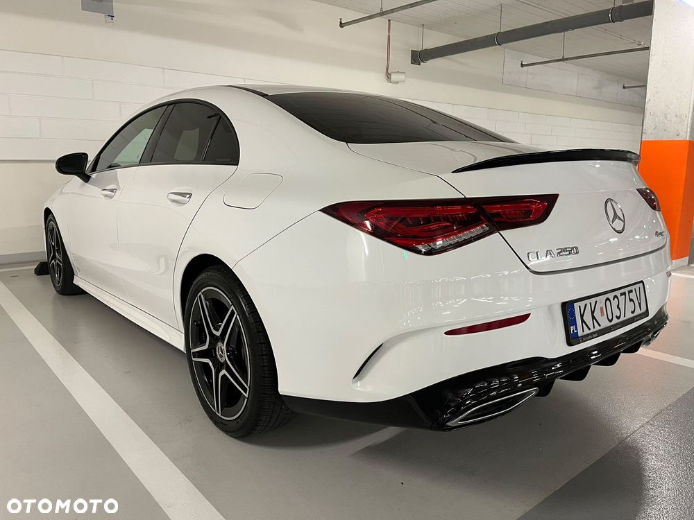 Mercedes-Benz CLA 250 4Matic 7G-DCT AMG Line - 5