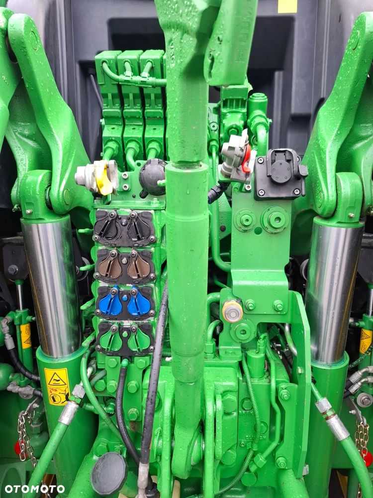 John Deere 6250R - 7