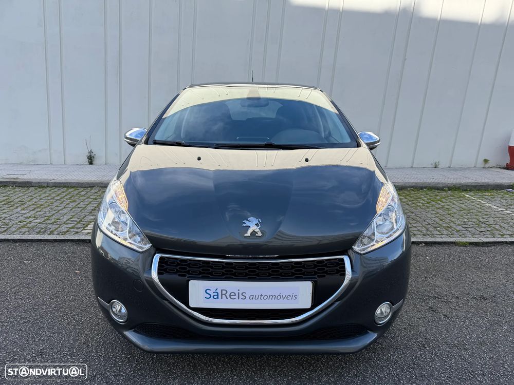 Peugeot 208 1.4 HDi SE Style - 2