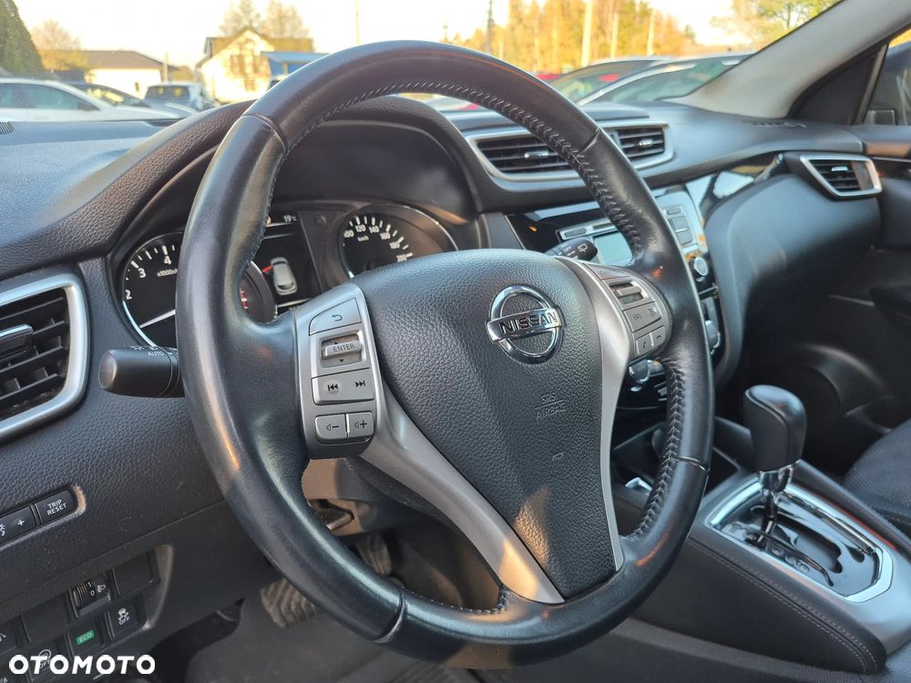 Nissan Qashqai 1.2 DIG-T Xtronic ACENTA - 8