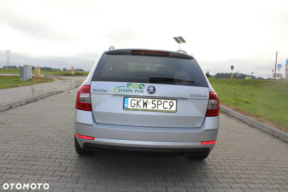 Skoda Octavia 2.0 TDI Style - 7