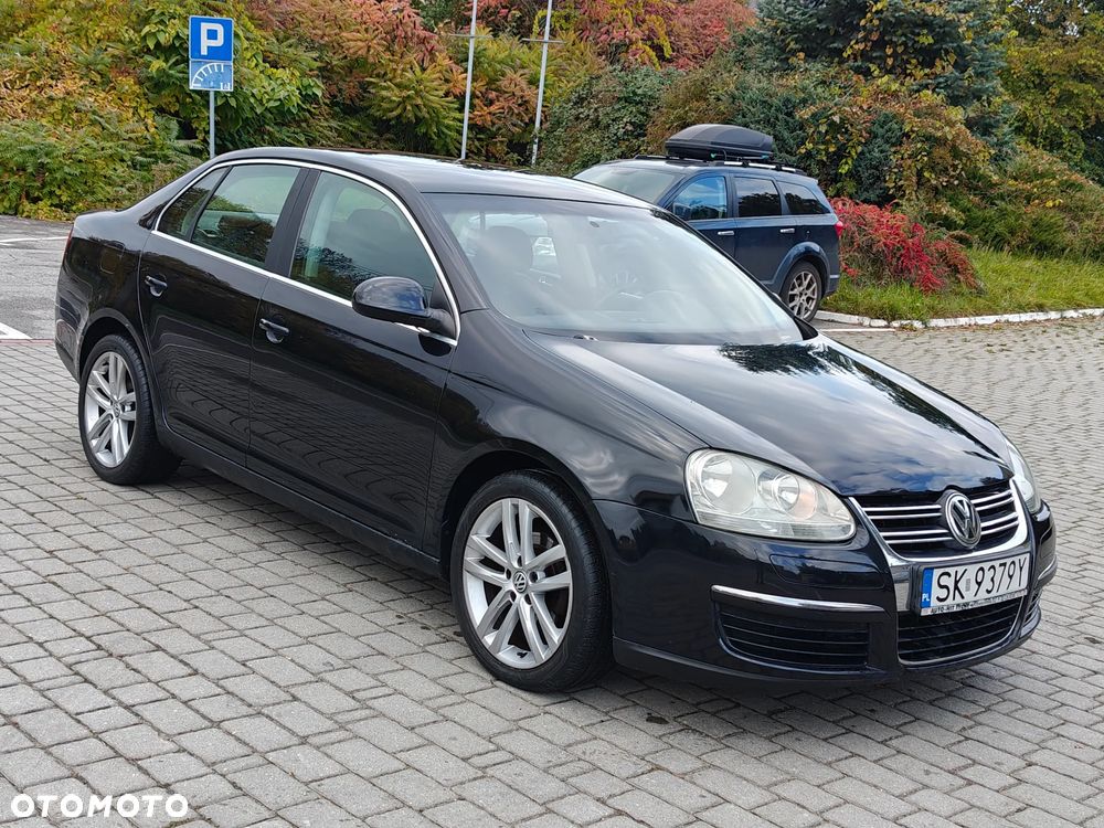 Volkswagen Jetta 1.9 TDI Comfortline - 24