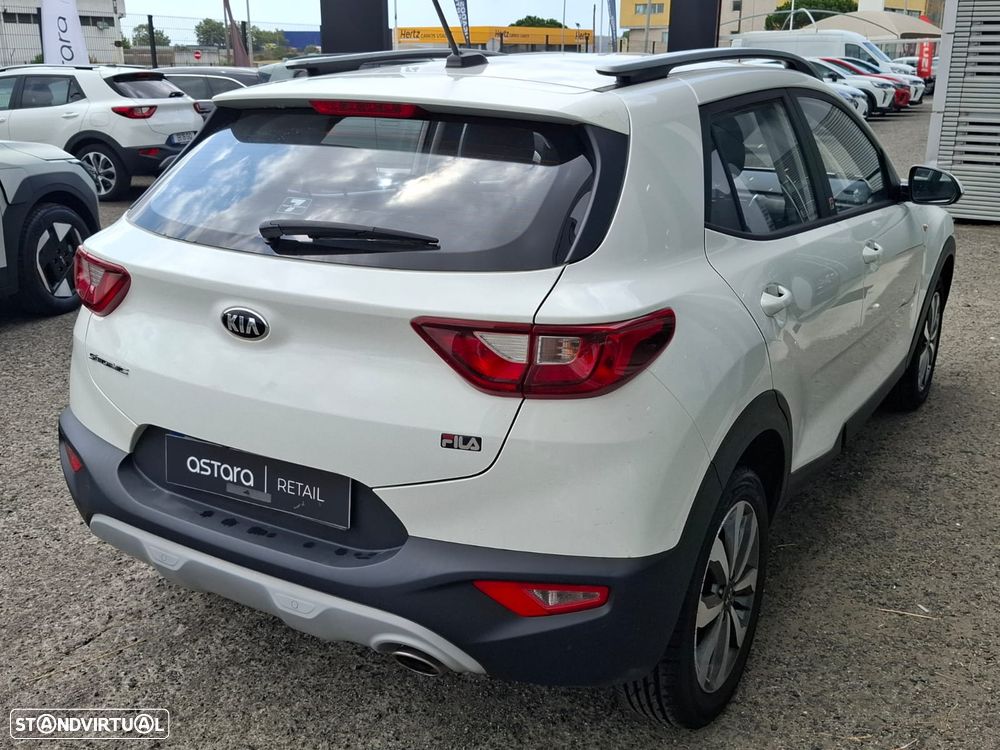 Kia Stonic 1.2 by FILA - 9