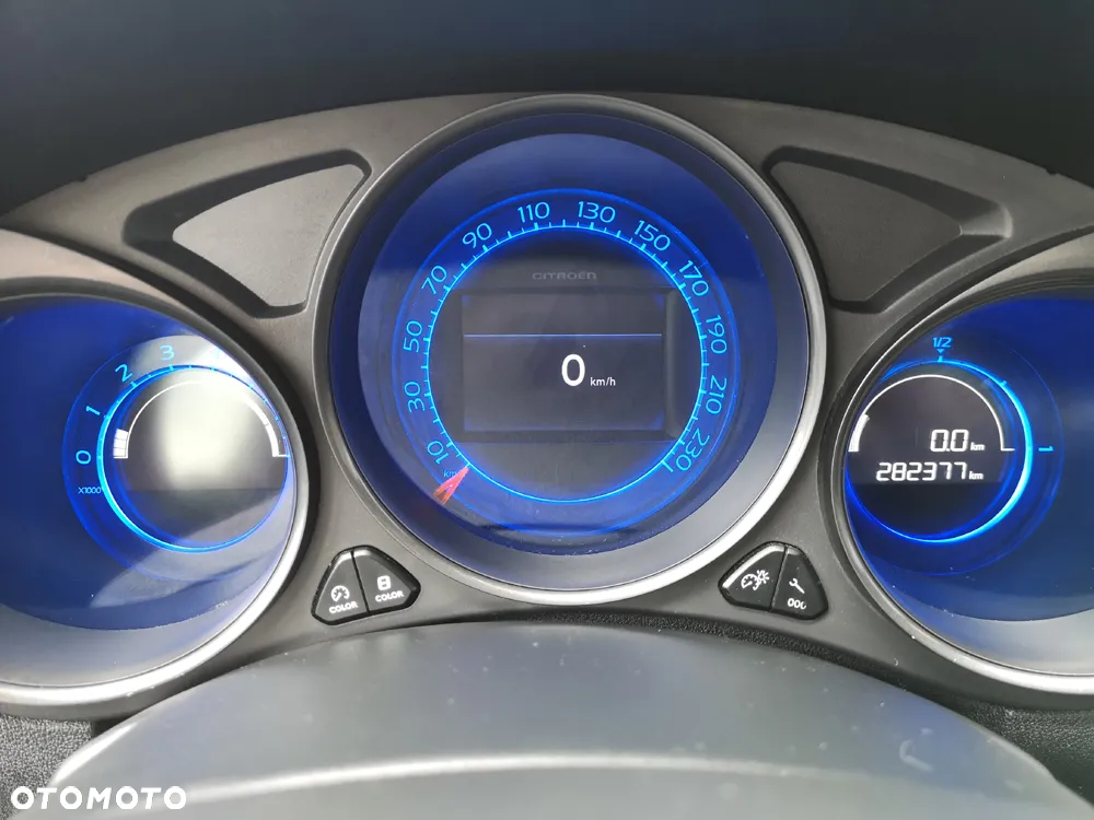 Citroën C4 2.0 HDi Exclusive - 18