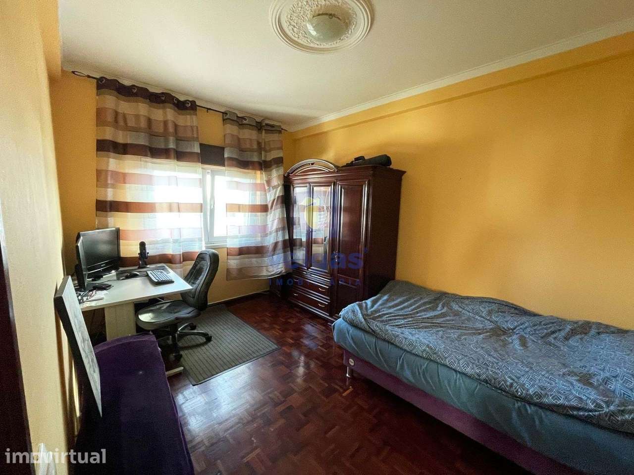 Apartamento T3 com garagem e sótão, em Moradia Bi-Familiar de 2 pisos. - Grande imagem: 3/41