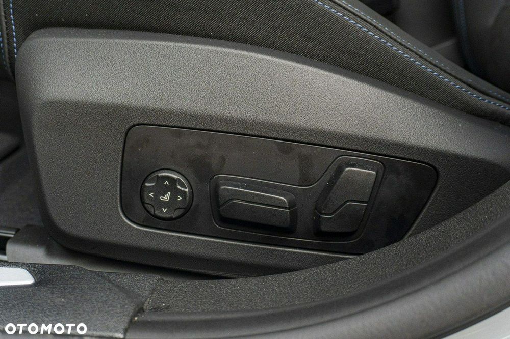 BMW Seria 2 - 12