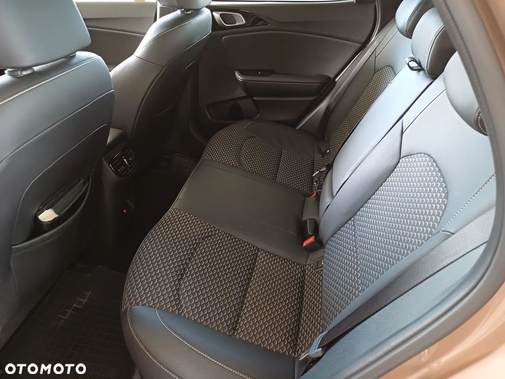Kia XCeed 1.5 T-GDI L DCT - 13