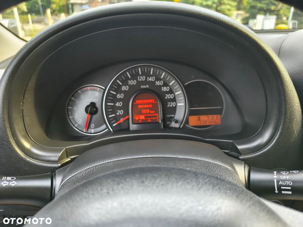 Nissan Micra 1.2 N-TEC - 10