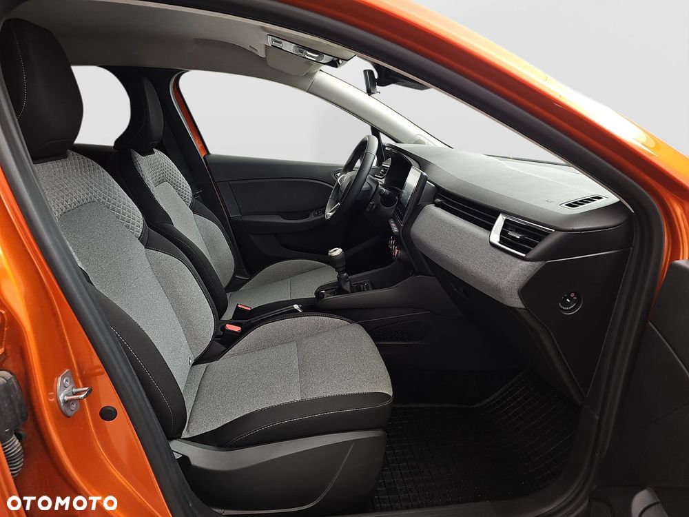 Renault Clio 1.0 TCe Evolution - 28