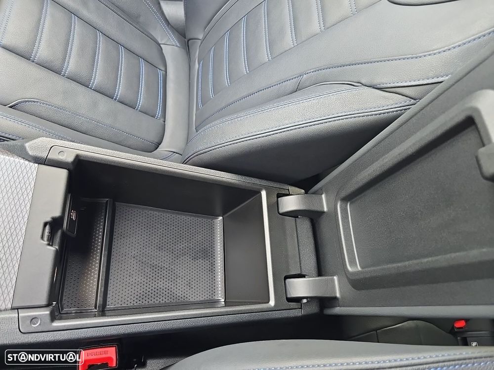 BMW 320 d Pack Desportivo M Auto - 30