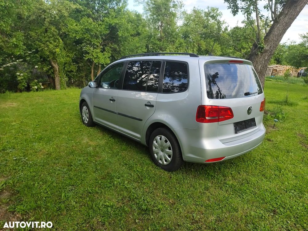 Volkswagen Touran 1.6 TDI Highline - 3