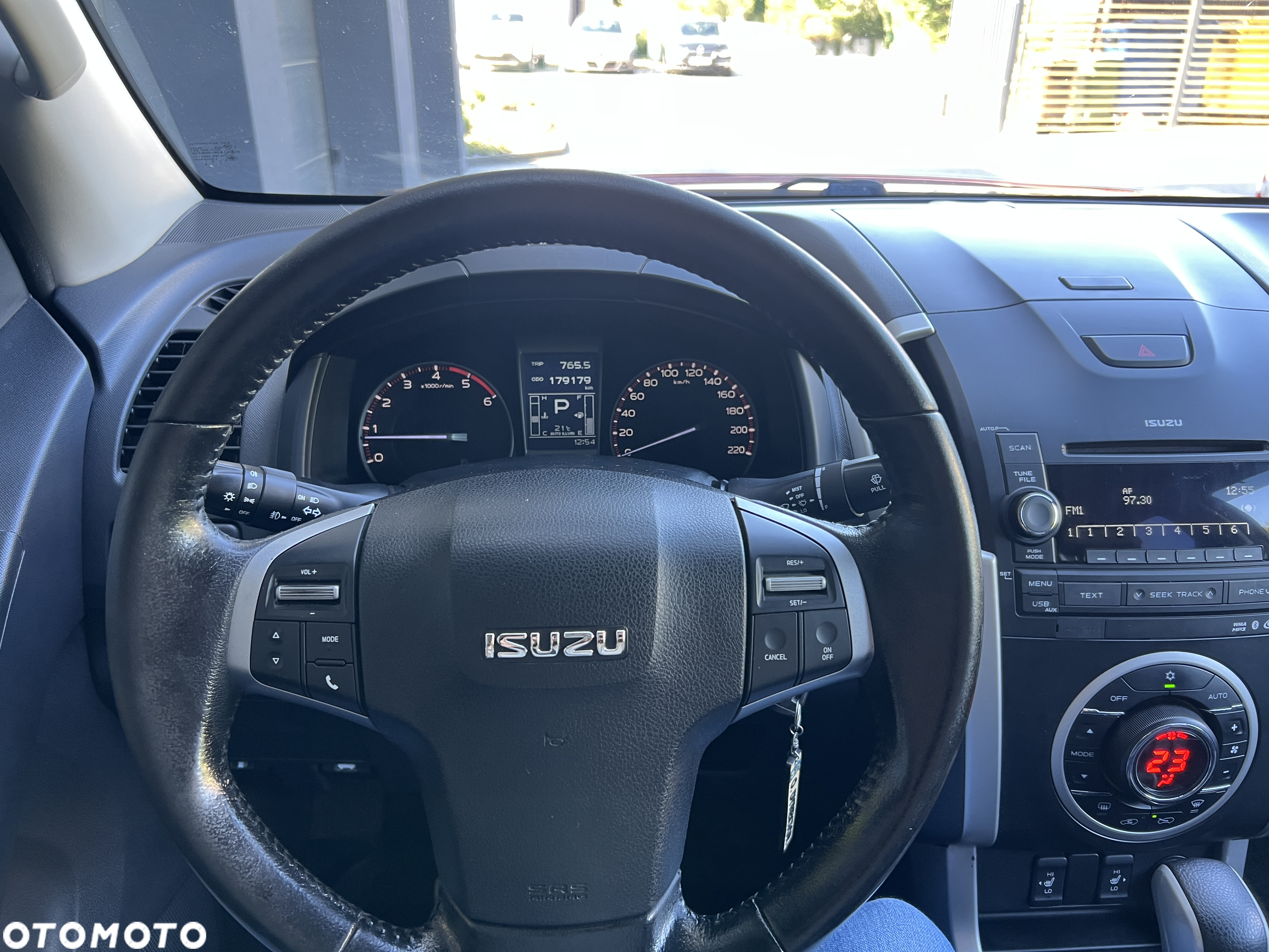 Isuzu D-Max 2.5 EC LS+ - 13