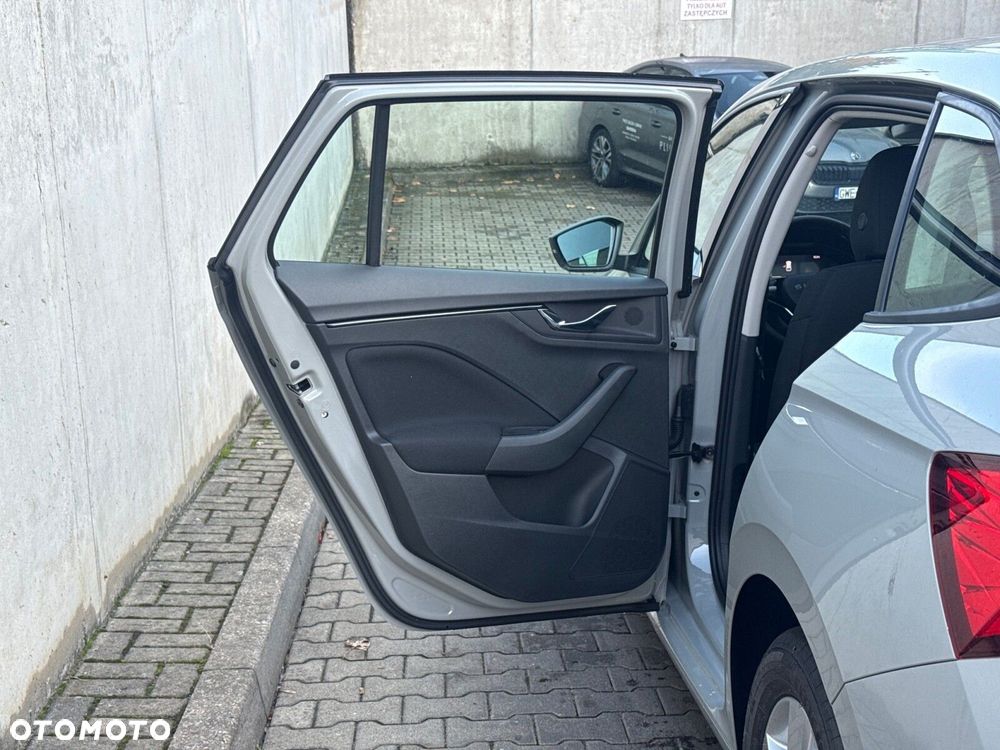 Skoda Scala 1.0 TSI Essence - 14