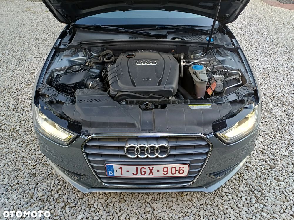 Audi A4 Avant 2.0 TDI Limited Edition - 19