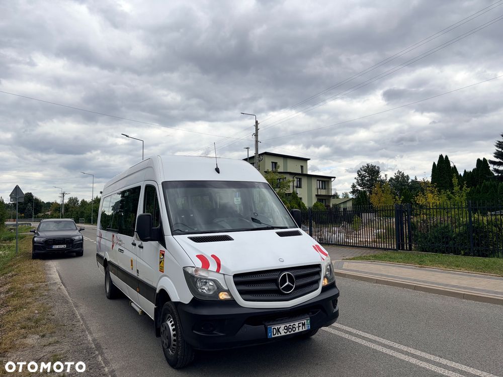 Mercedes-Benz Sprinter - 1