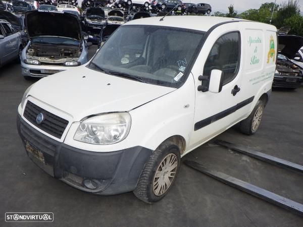 Para Peças Fiat Doblo Cargo (223_) - 2