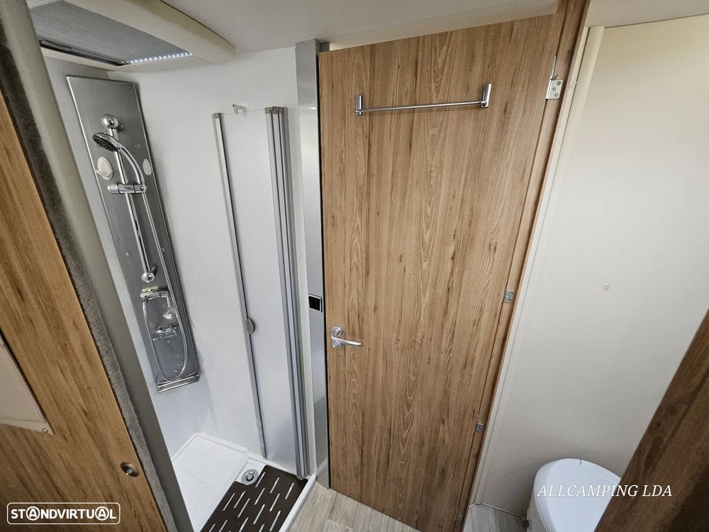 Bavaria Class I 740 CAMA CENTRAL/BASCULANTE - 35