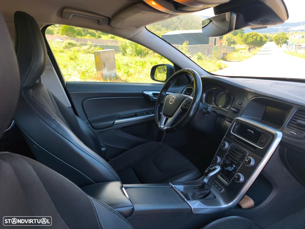Volvo V60 - 18