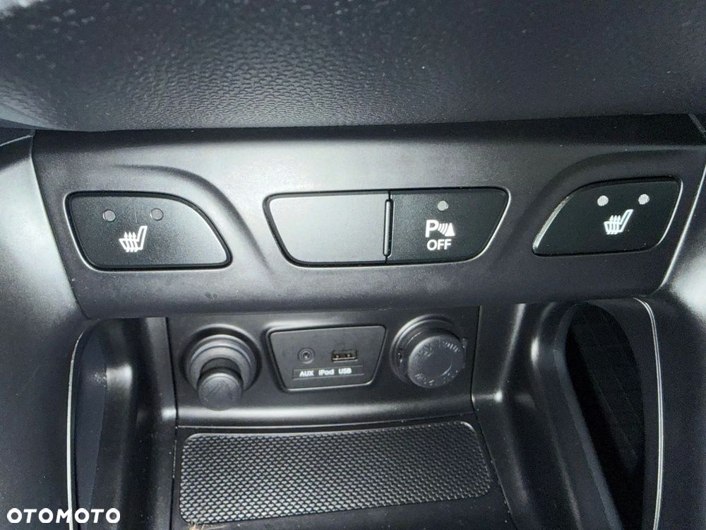 Hyundai ix35 1.6 2WD blue Style - 15