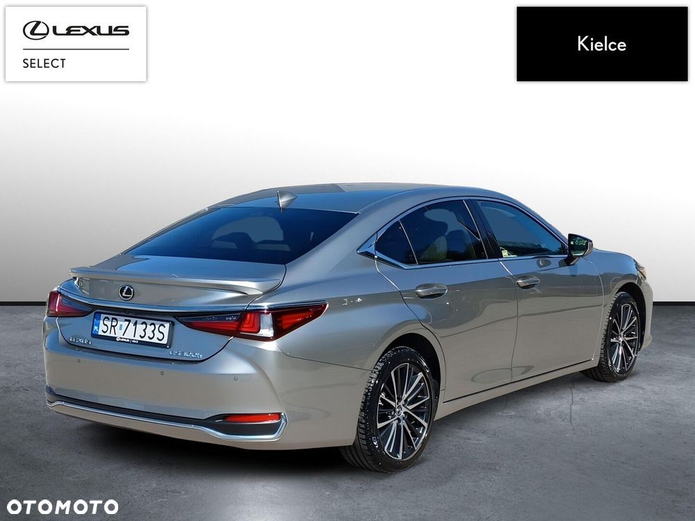 Lexus ES 300h Business Edition - 6