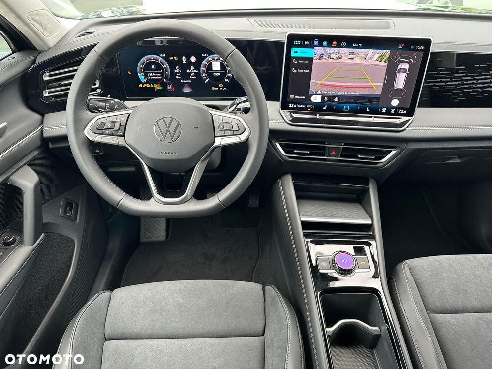 Volkswagen Tiguan 1.5 eTSI Elegance DSG - 25