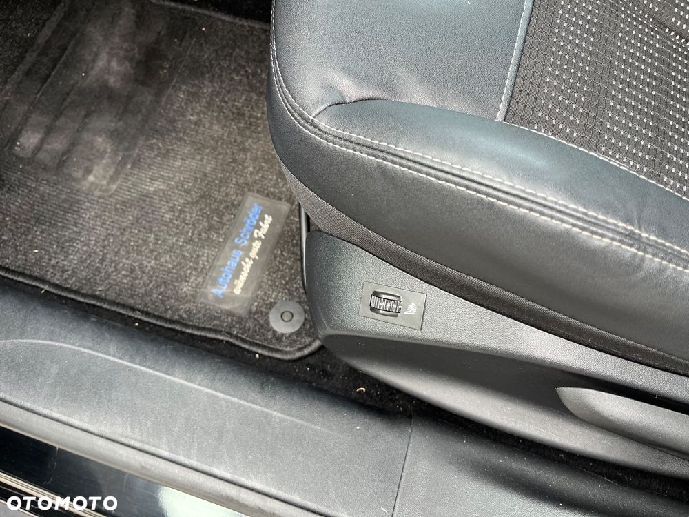 Peugeot 2008 BlueHDi FAP 120 STOP & START Allure - 10