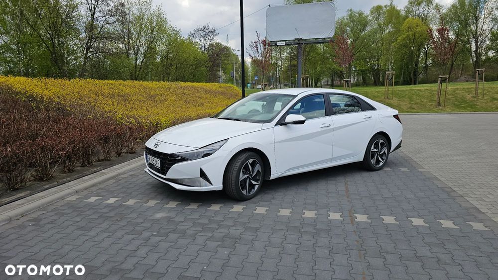 Hyundai Elantra 1.6 Smart - 3