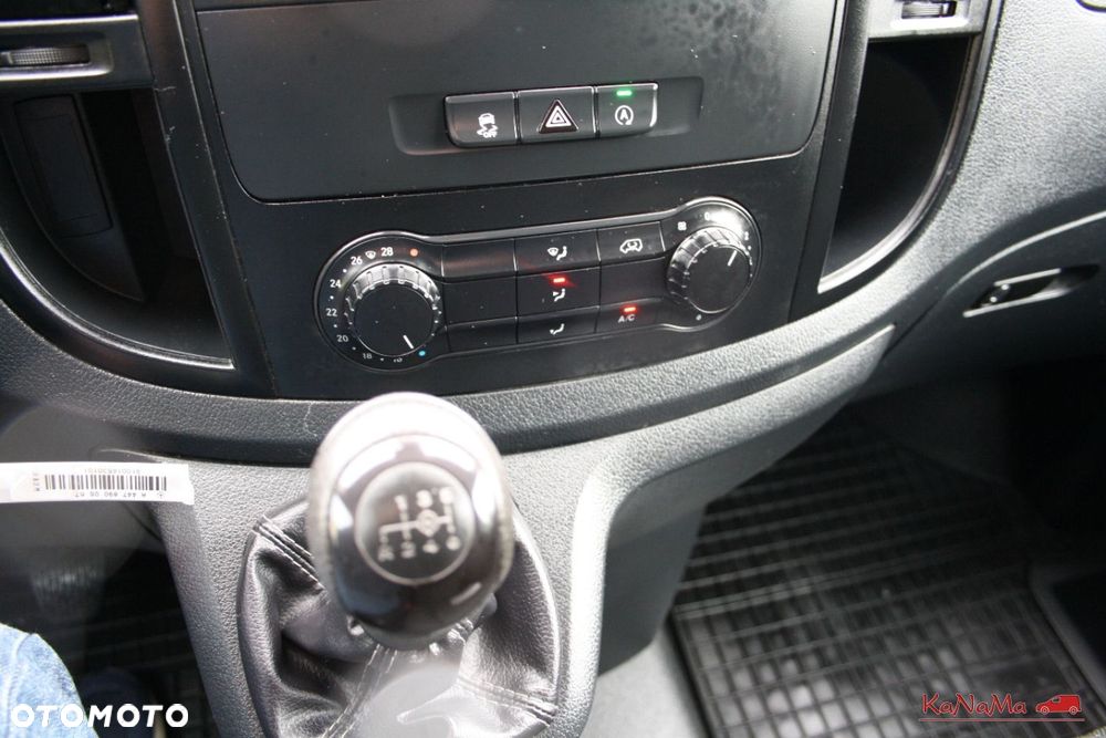 Mercedes-Benz VITO - 12
